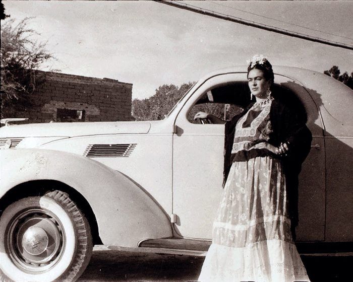 Откровения на Фрида Кало – писма и редки снимки на мексиканската художничка